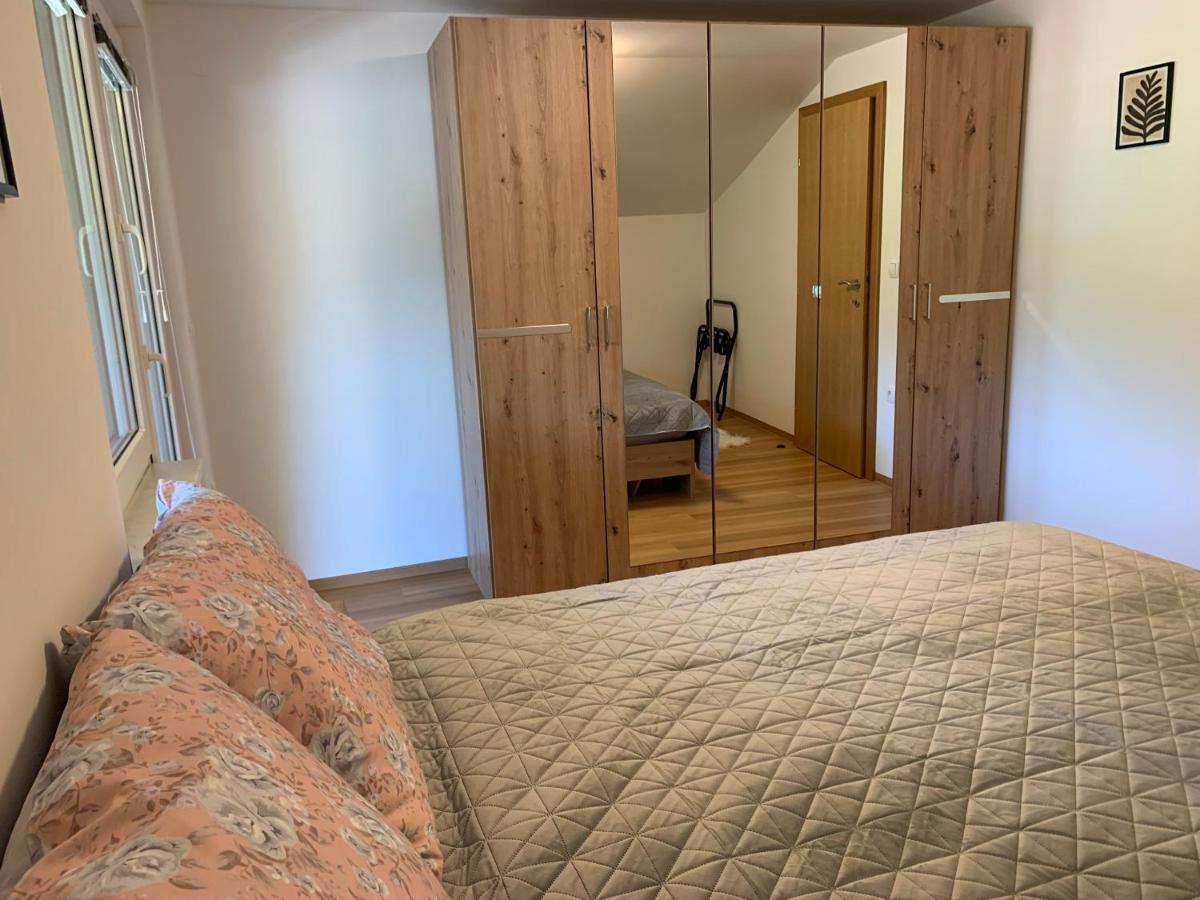 Apartmaji Pr' Nas Laško المظهر الخارجي الصورة