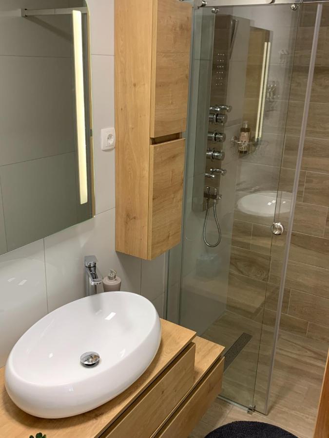 Apartmaji Pr' Nas Laško المظهر الخارجي الصورة